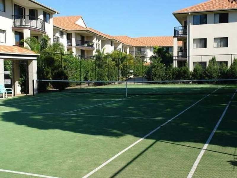 16 Markeri Street, Mermaid Beach QLD 4218