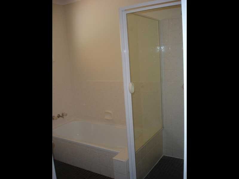 1 McCleary Street, Sorrento QLD 4217