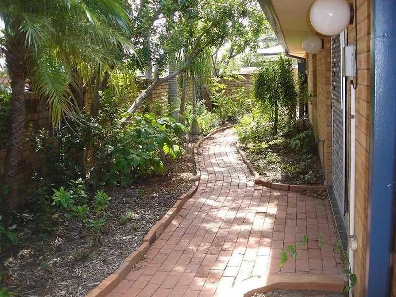 1 McCleary Street, Sorrento QLD 4217