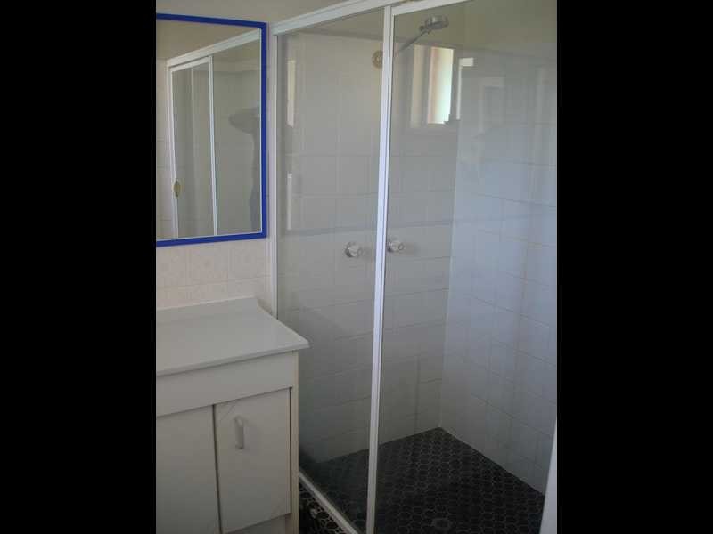 1 McCleary Street, Bundall QLD 4217