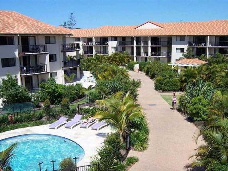 16 Markeri Street, Mermaid Beach QLD 4218