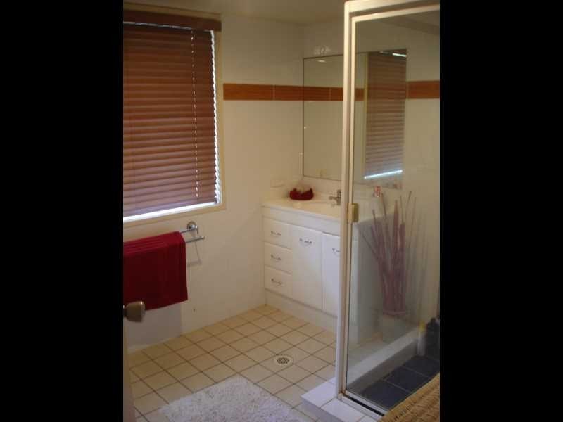 14 Peerless Avenue, Mermaid Beach QLD 4218