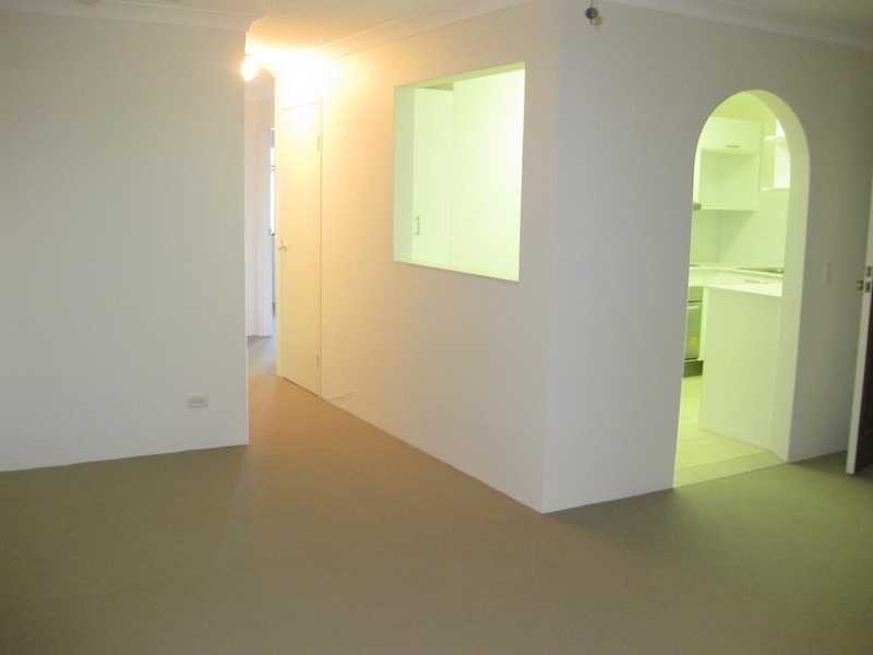 38 Duet Drive, Mermaid Waters QLD 4218