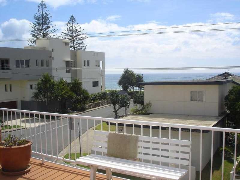 Cnr Ventura Road & Hedges Avenue, Mermaid Beach QLD 4218