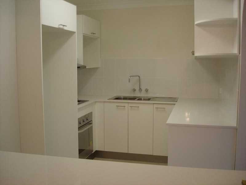 38 Duet Drive, Mermaid Waters QLD 4218