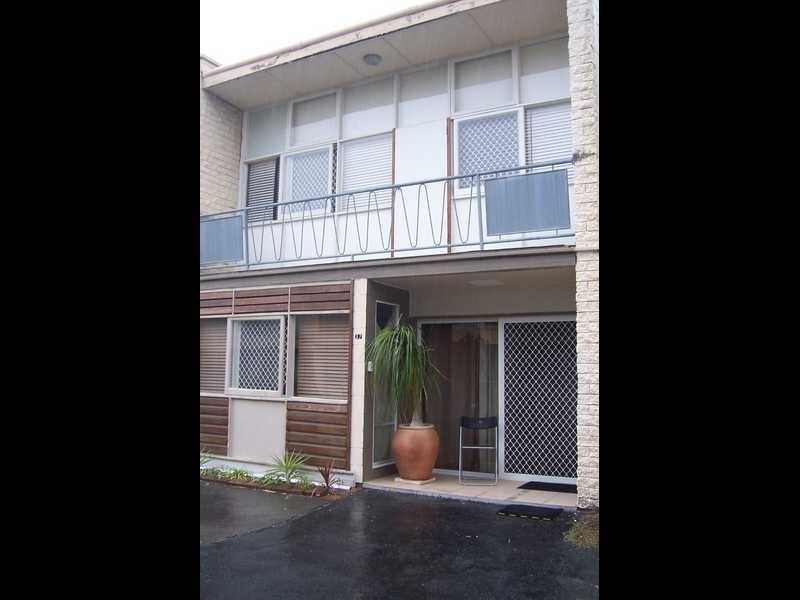 2539 Gold Coast Highway, Mermaid Beach QLD 4218