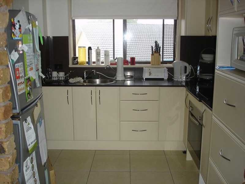 16 Duet Drive, Mermaid Waters QLD 4218