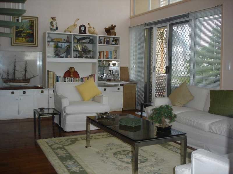 4a Ventura Road, Mermaid Beach QLD 4218