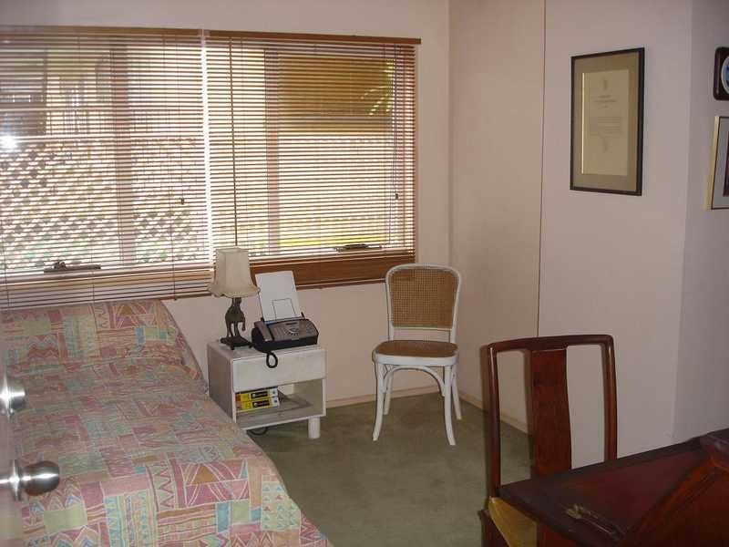 4a Hedges Avenue, Mermaid Beach QLD 4218