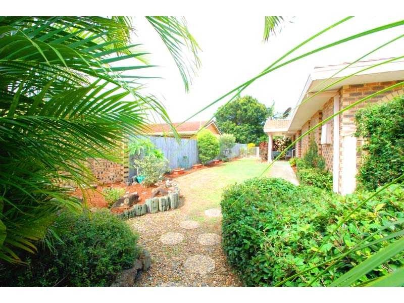 53 Jabiru Dive, Burleigh Heads QLD 4220