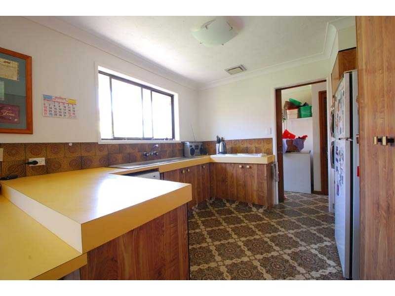 53 Jabiru Dive, Burleigh Heads QLD 4220