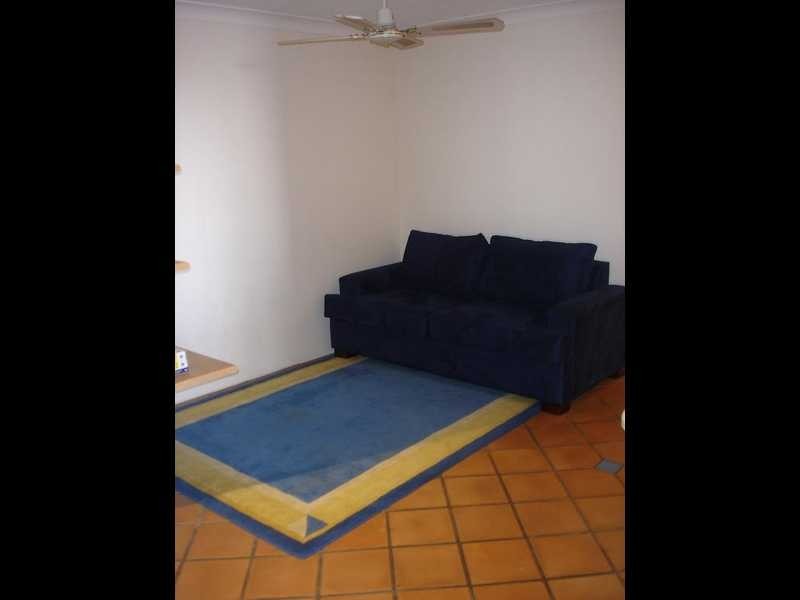 50 Old Burleigh Road, Broadbeach QLD 4218