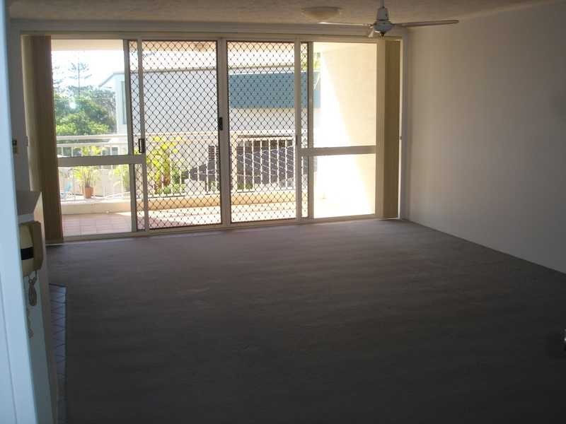 20 Ocean Street, Mermaid Beach QLD 4218