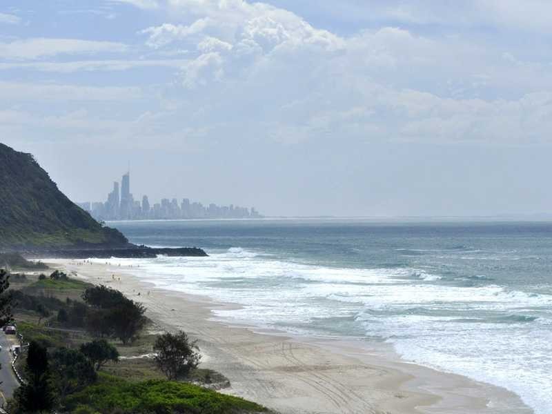 1 Twenty First Avenue, Palm Beach QLD 4221