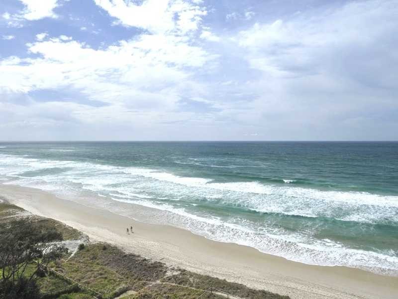 1 Twenty First Avenue, Palm Beach QLD 4221