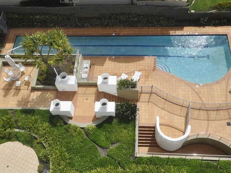 1 Twenty First Avenue, Palm Beach QLD 4221