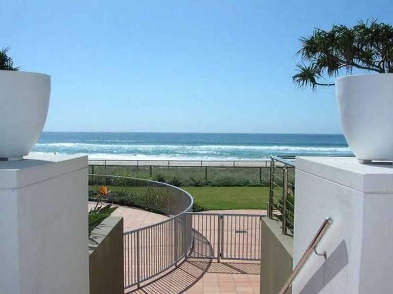 1 Twenty First Avenue, Palm Beach QLD 4221