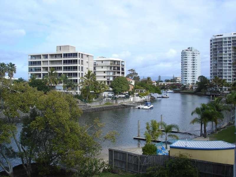 59A Peninsular Drive, Surfers Paradise QLD 4217