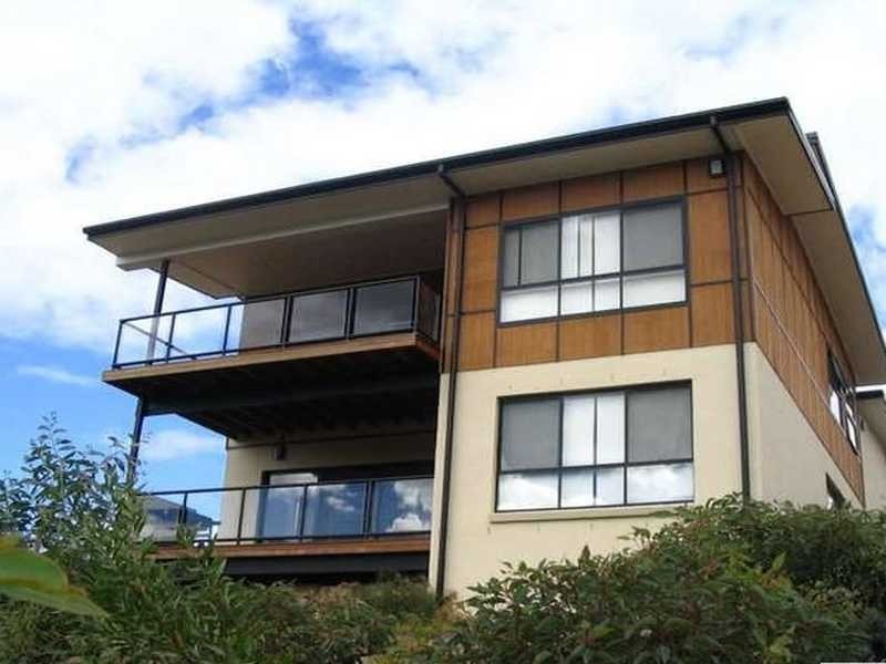 4 Lyra Court, Robina QLD 4226