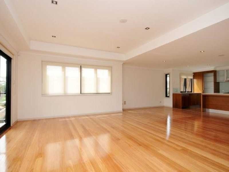 4 Lyra Court, Robina QLD 4226