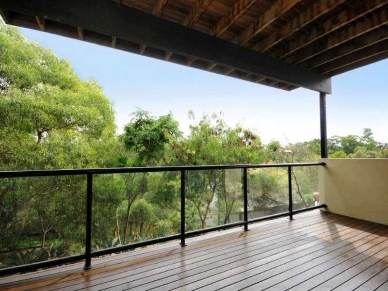 4 Lyra Court, Robina QLD 4226