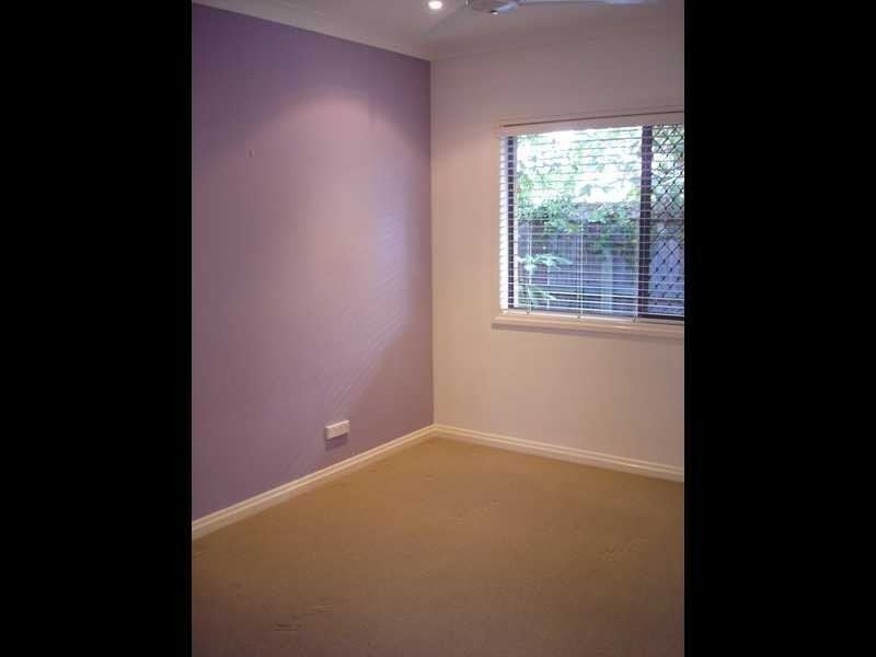 31 Cronulla Avenue, Broadbeach QLD 4218