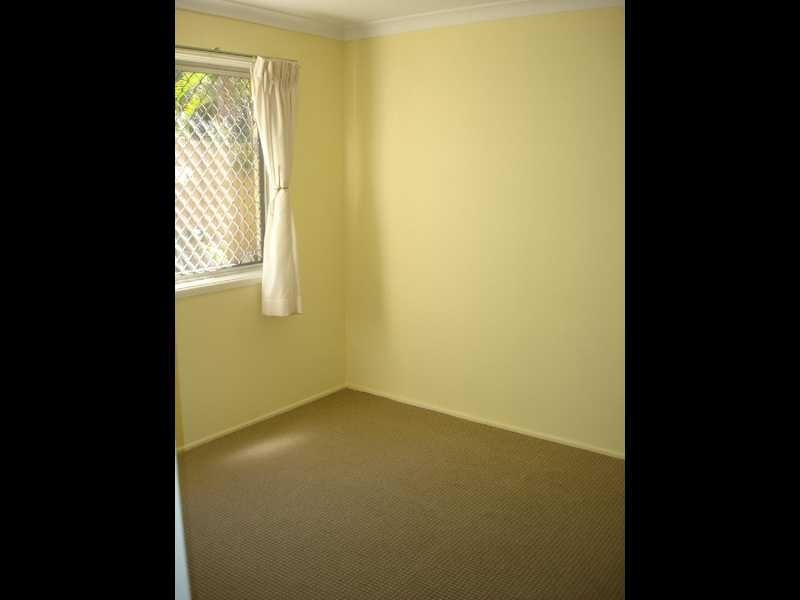 11 Cronin Ave, Main Beach QLD 4217