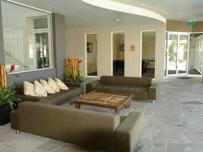 251 Varsity Parade, Varsity Lakes QLD 4227