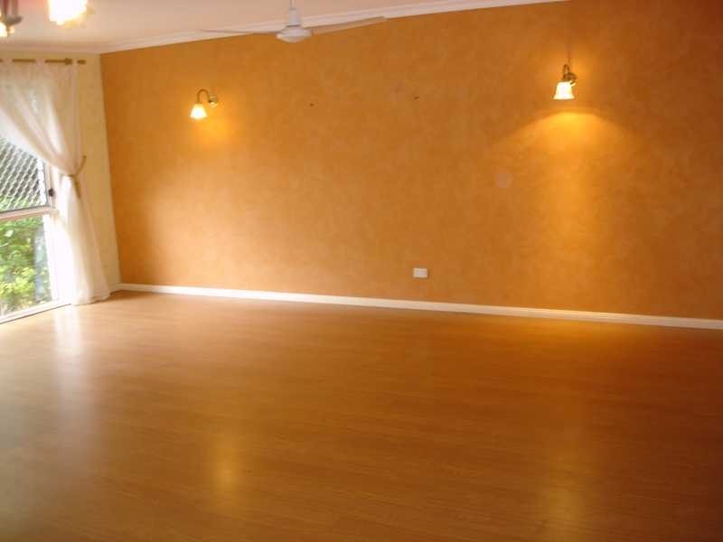 73 Clear Island Road, Broadbeach Waters QLD 4218