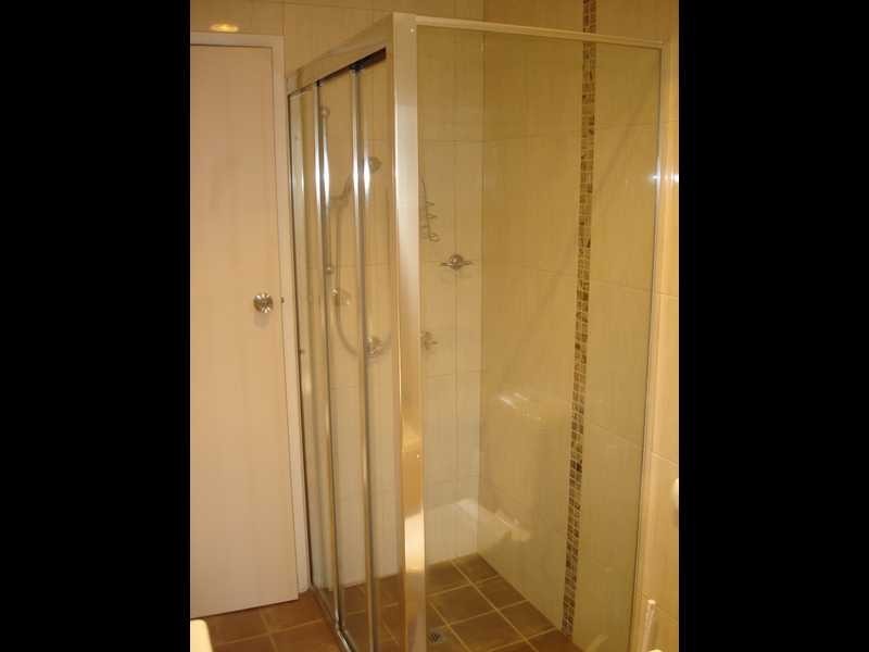 73 Clear Island Road, Broadbeach Waters QLD 4218