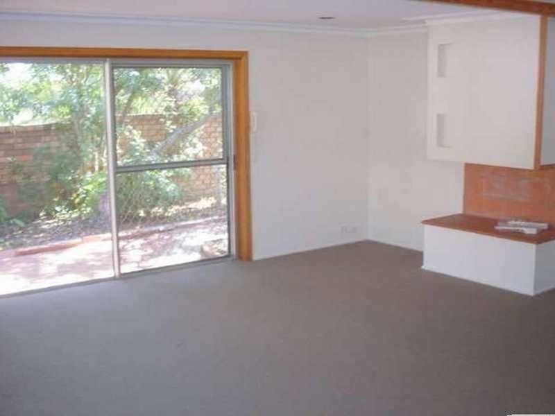 1 McCleary Street, Sorrento QLD 4217