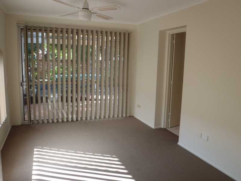 1 McCleary Street, Bundall QLD 4217
