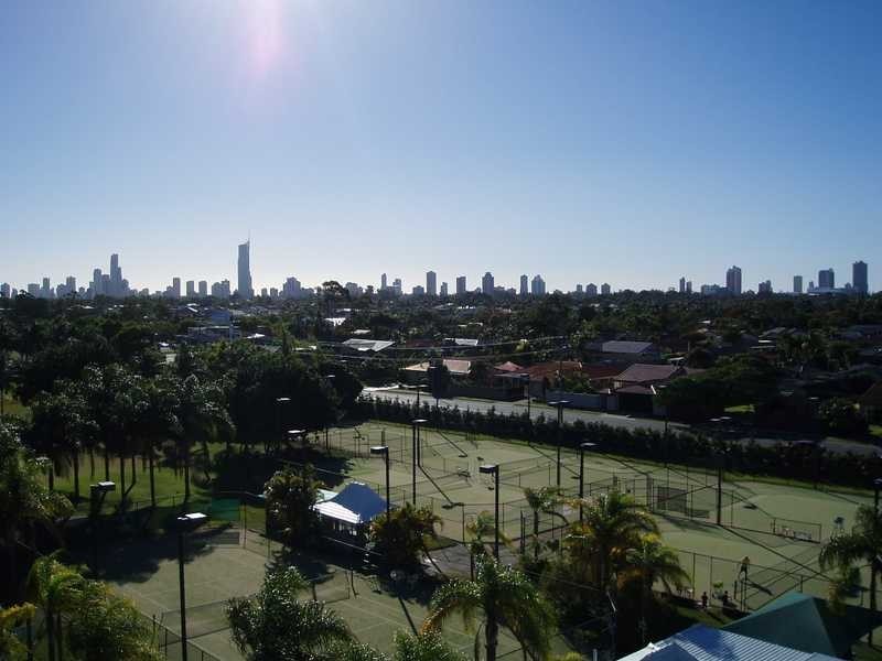 11 Fairways Drvie, Carrara QLD 4211