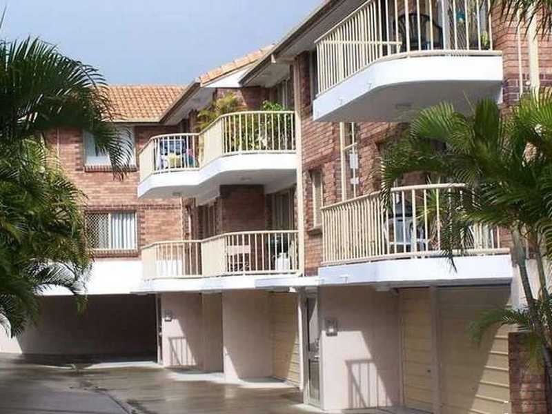 44 Ocean Street, Mermaid Beach QLD 4218