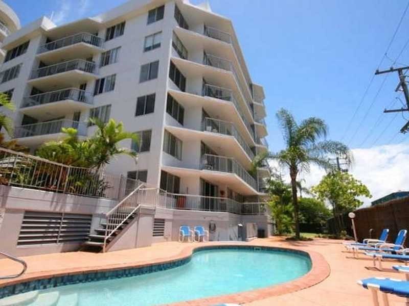 220 Surf Parade, Broadbeach QLD 4218