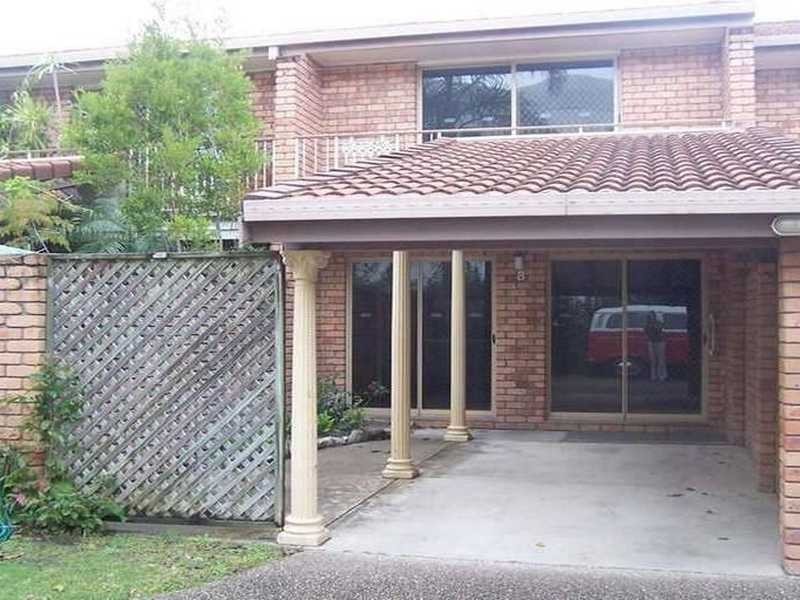 9 Eady Avenue, Broadbeach Waters QLD 4218