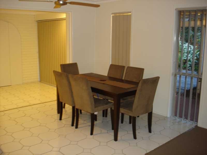 1 McCleary Street, Sorrento QLD 4217