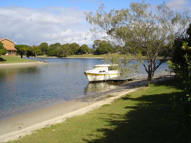 21 Tequila Court, Mermaid Waters QLD 4218