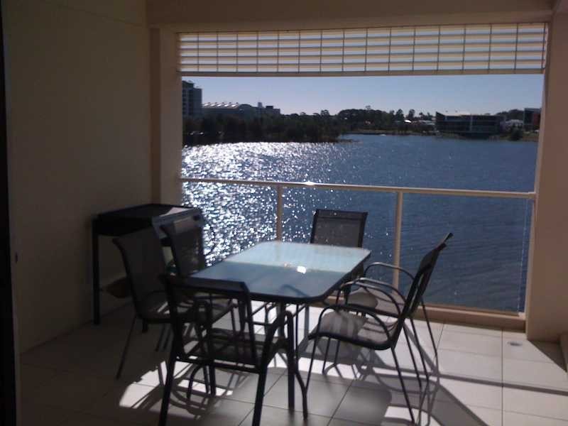 171/251 Varsity Parade, Varsity Lakes QLD 4227