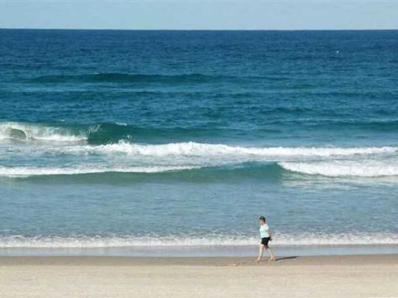 64 Marine Parade, Miami QLD 4220