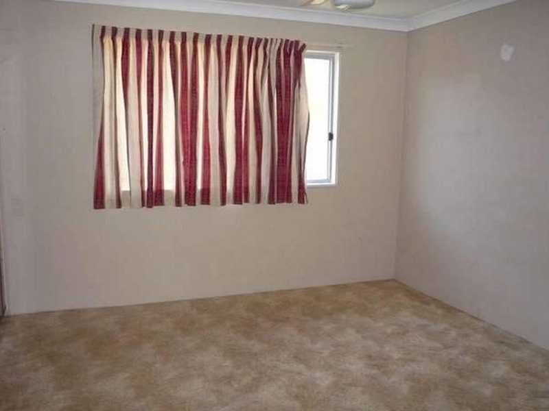 64 Marine Parade, Miami QLD 4220