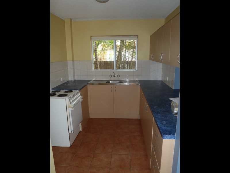 16 Montana Avenue, Mermaid Beach QLD 4218