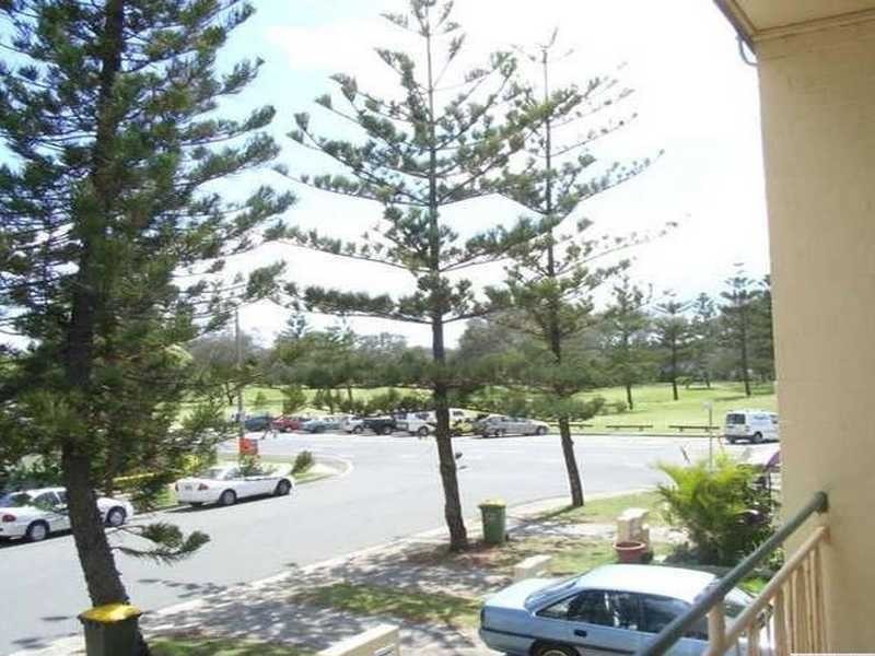 181 Old Burleigh Road, Broadbeach QLD 4218