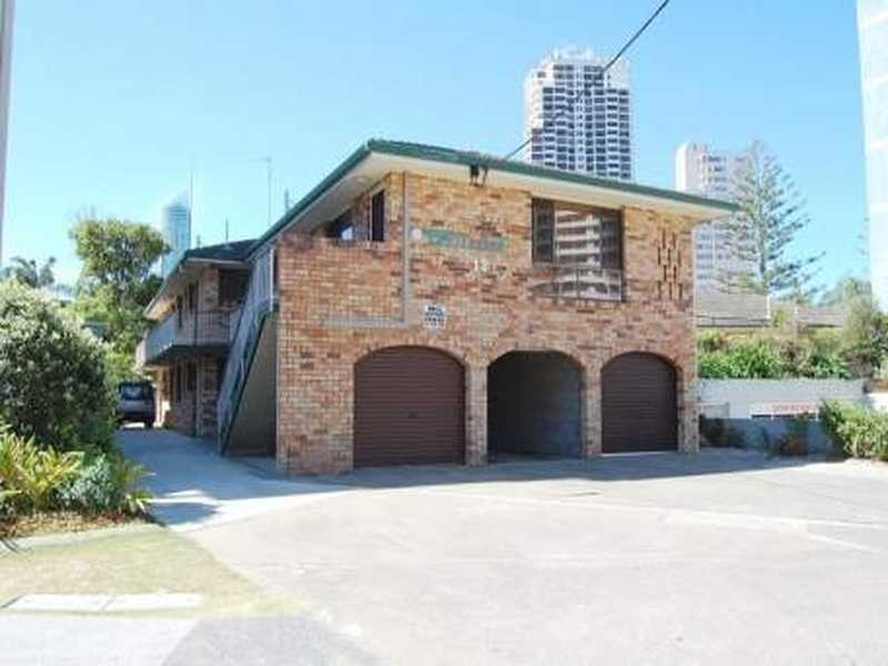 13 Wharf Road, Broadbeach QLD 4218