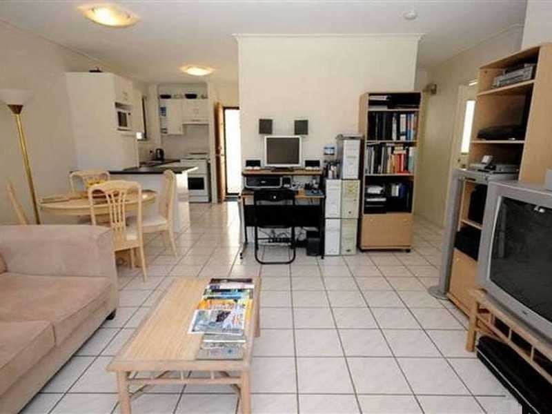 13 Wharf Road, Broadbeach QLD 4218