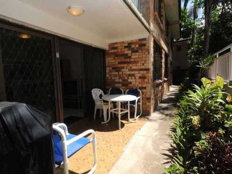 13 Wharf Road, Broadbeach QLD 4218
