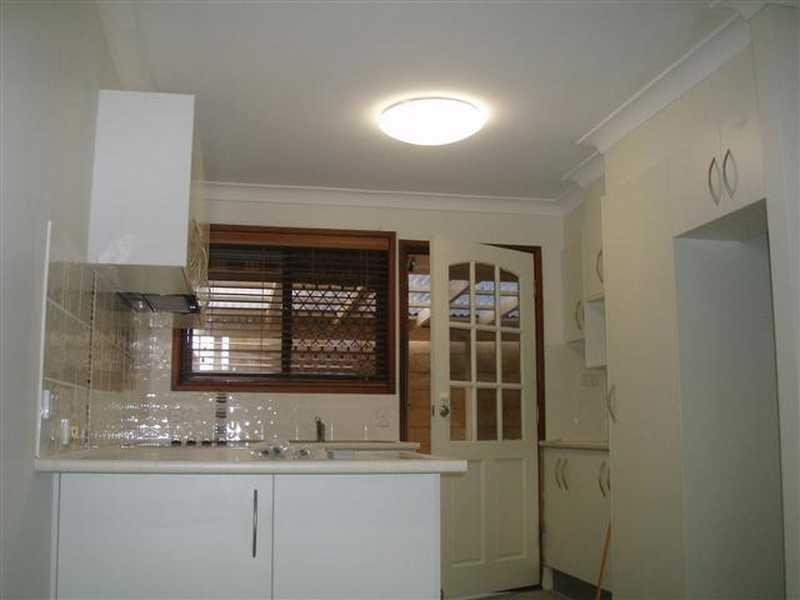 Unit 3/127 Sunshine Boulevard, Mermaid Waters QLD 4218