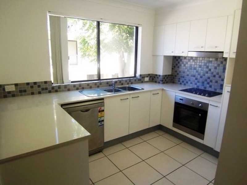 6/15 Lloyd St, Southport QLD 4215