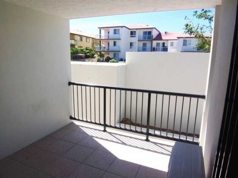 6/15 Lloyd St, Southport QLD 4215