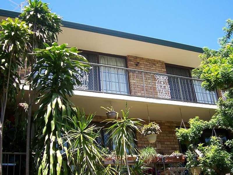 8/16 Duet Drive, Mermaid Waters QLD 4218